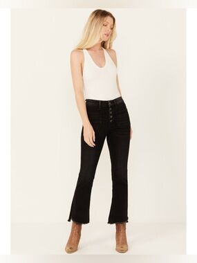 Flying Monkey Patch Pocket Cropped Kick Flare High Rise Jeans In Black Size 26